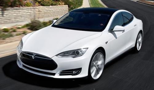 Tesla reports 'record' quarter for auto