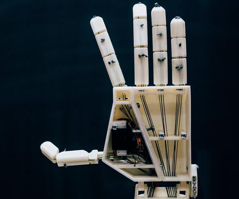 A robotic arm solution designed to assist the deaf