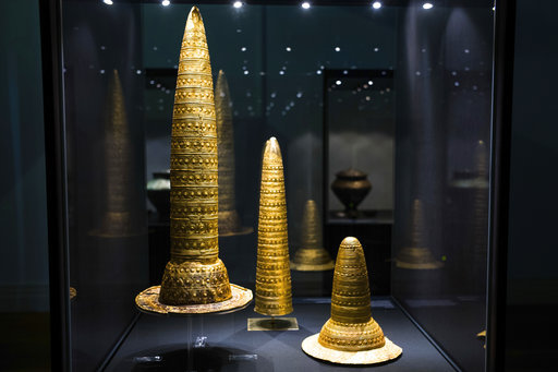 The Mystery of the Four Golden Hats of the Bronze Age