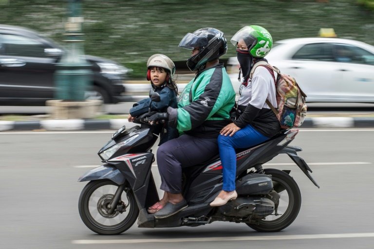 Indonesia ride-hailing app GoJek says expanding abroad