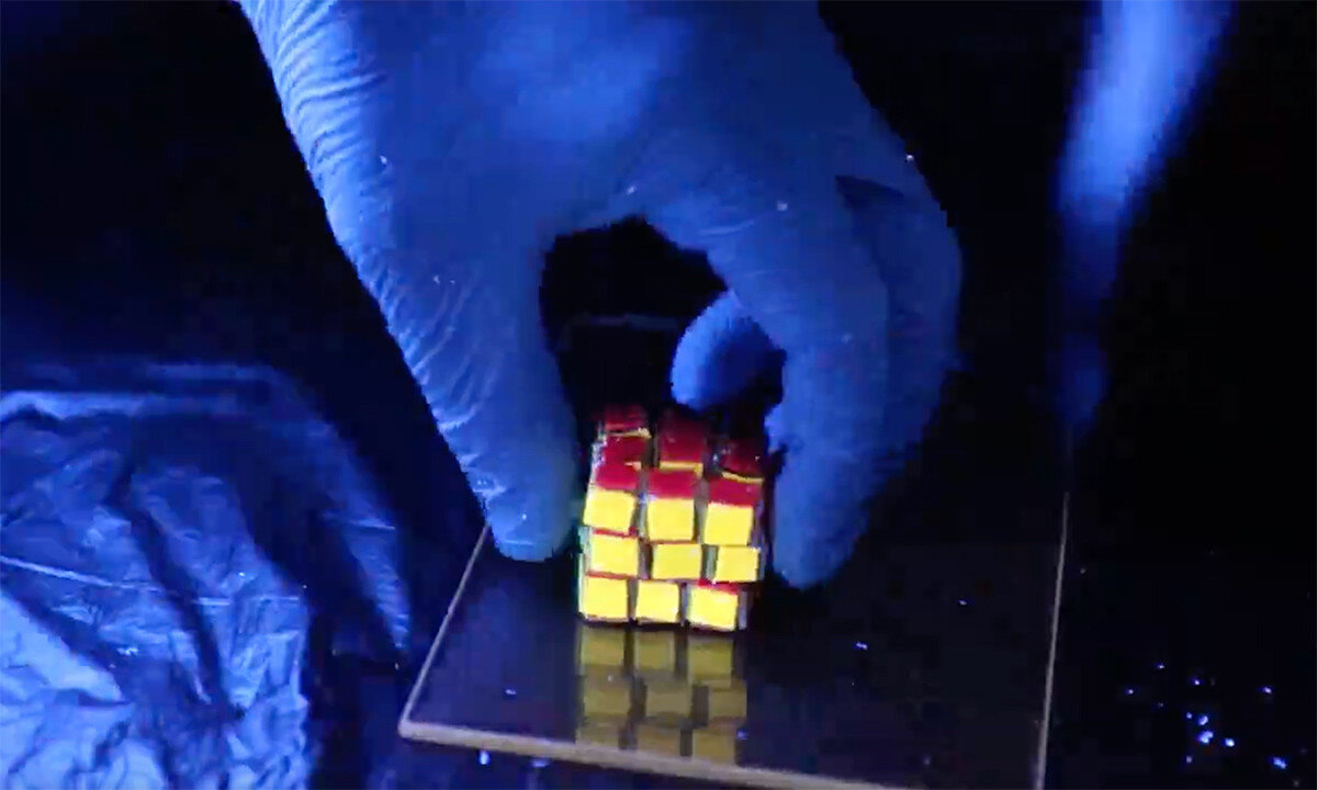 A Squishy Rubik S Cube That Chemists Built From Polymers Holds