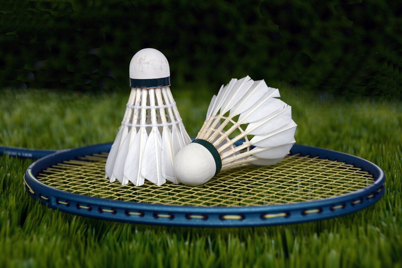 Doubles badminton players may be at highest risk of serious eye injury  during play