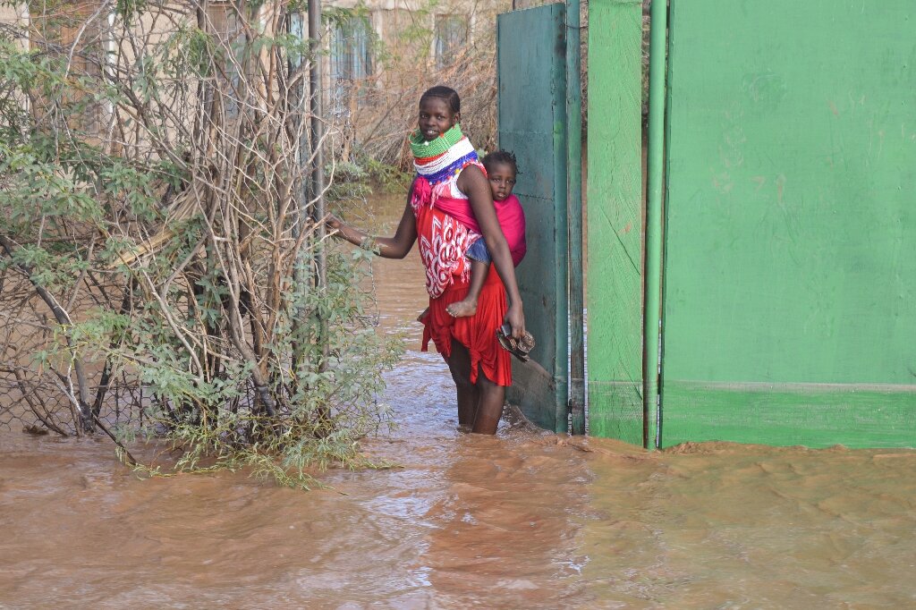 East Africa reels from deadly floods in extreme weather - Phys.Org