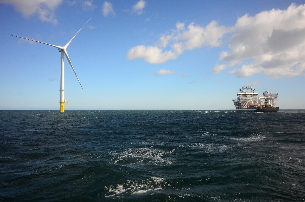 Norway's Equinor, British SSE chosen for world's biggest offshore