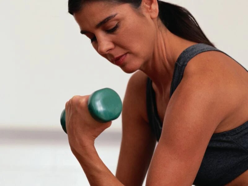 Tone your upper arms with these effective bicep curls