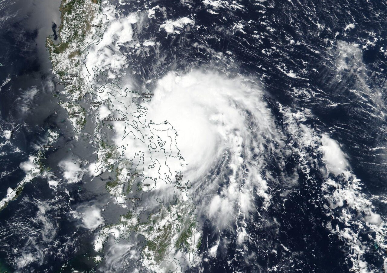 Какие из перечисленных островов страдают от тайфунов. Тайфун на Филиппинах. Тайфун фото. Тайфун ветер. Тайфун "вонгвонг".