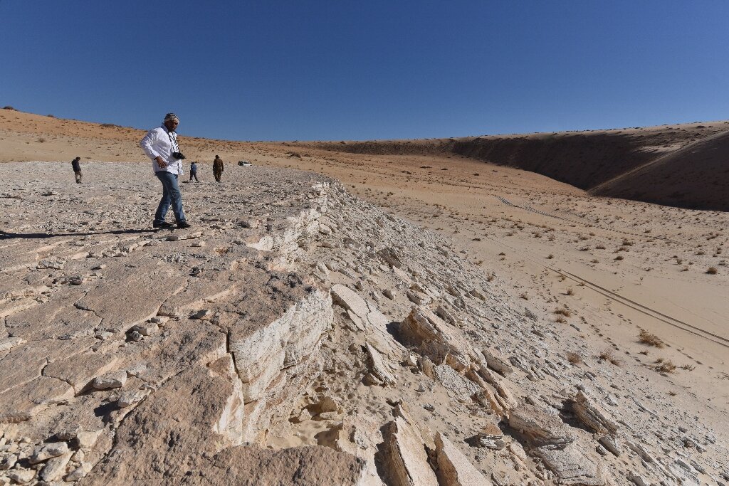 Ancient footprints in Saudi Arabia show how humans left Africa - Phys.org