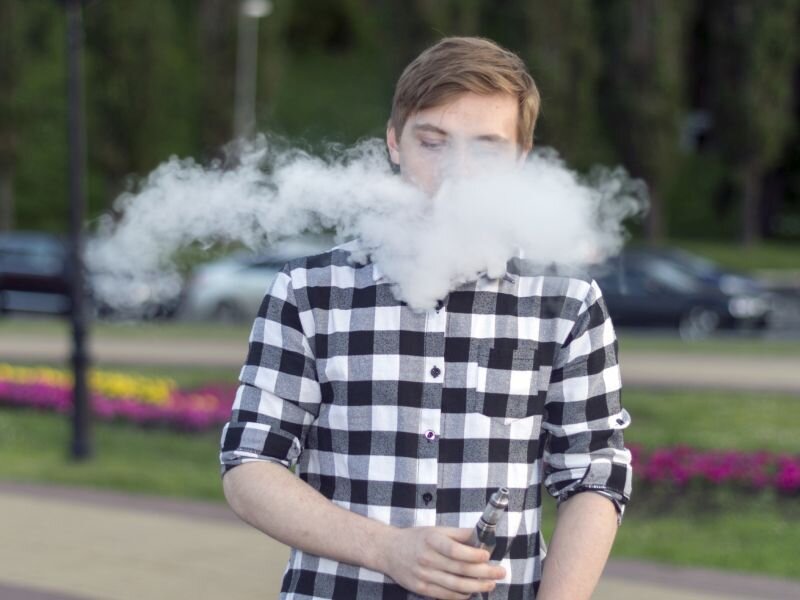 Youth vaping rates have plunged during lockdown: study