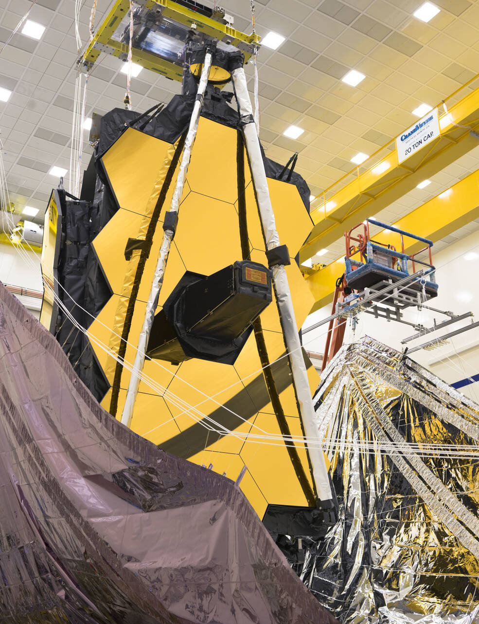 El telescopio web de la NASA empaca su parasol por un millón de millas