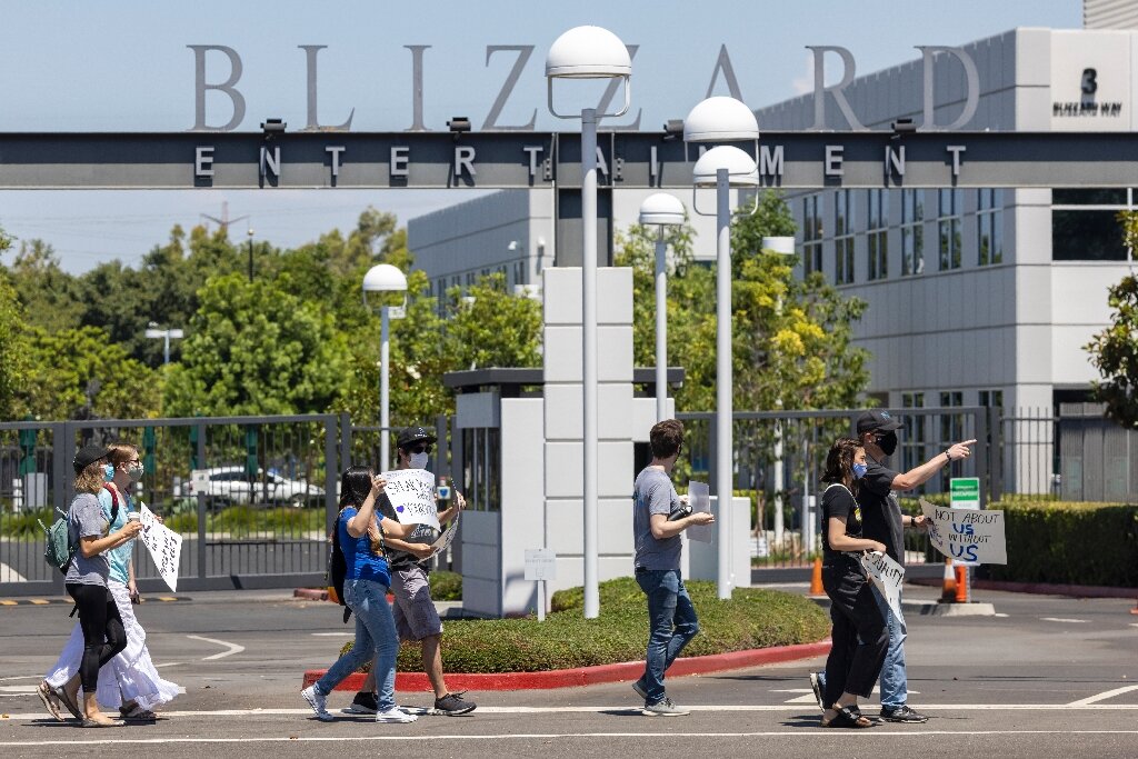 Activision Blizzard executive exits following sexism row