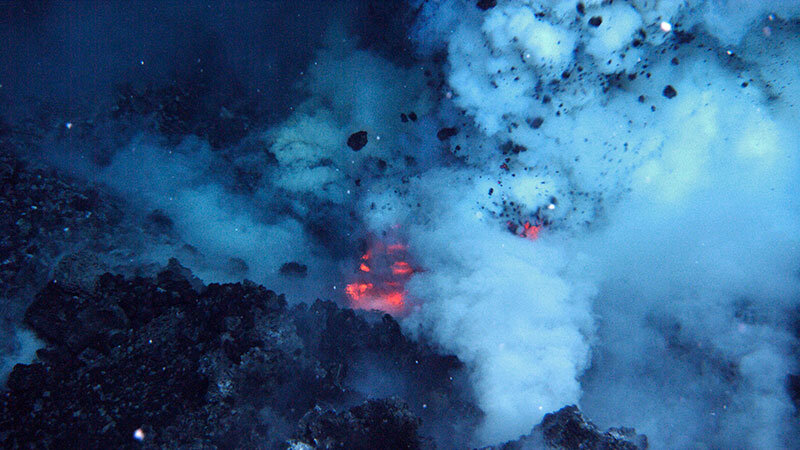 Energy unleashed by submarine volcanoes could drive a continent