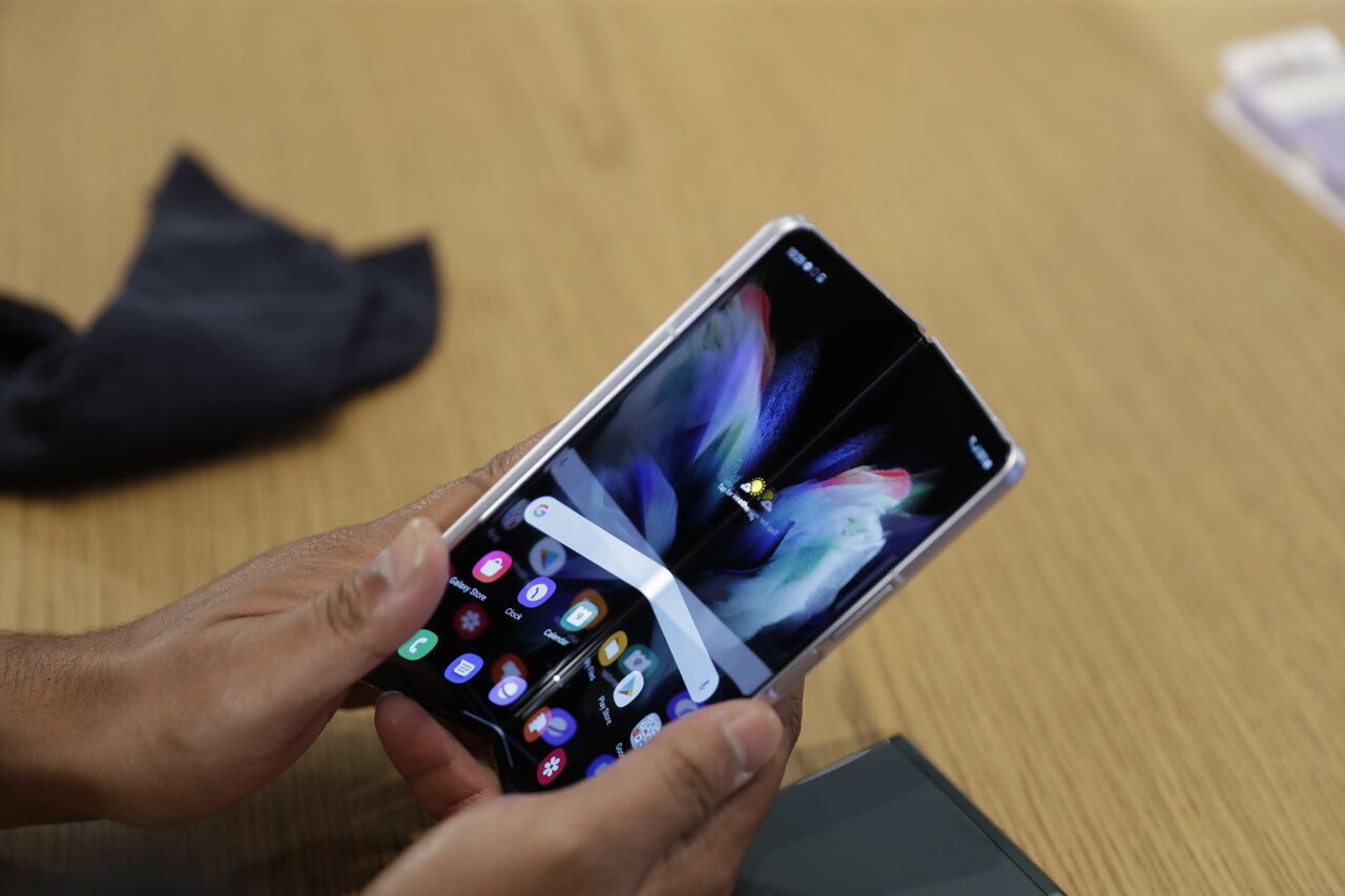 Vuiligheid Bestuiven avond Samsung unveils new foldable smartphones
