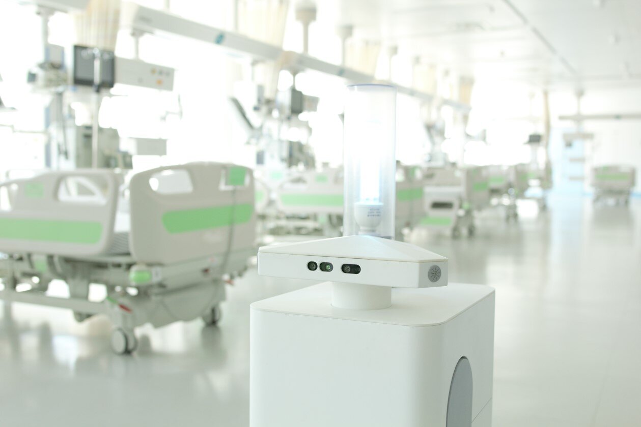 Smart robot can lend hospitals a big hand