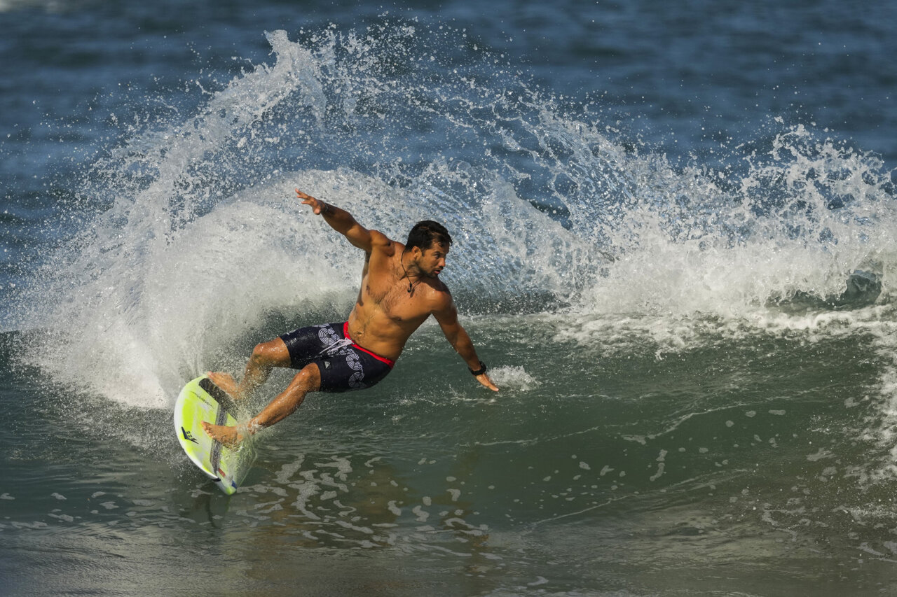 Making Waves – The Science of Surfing