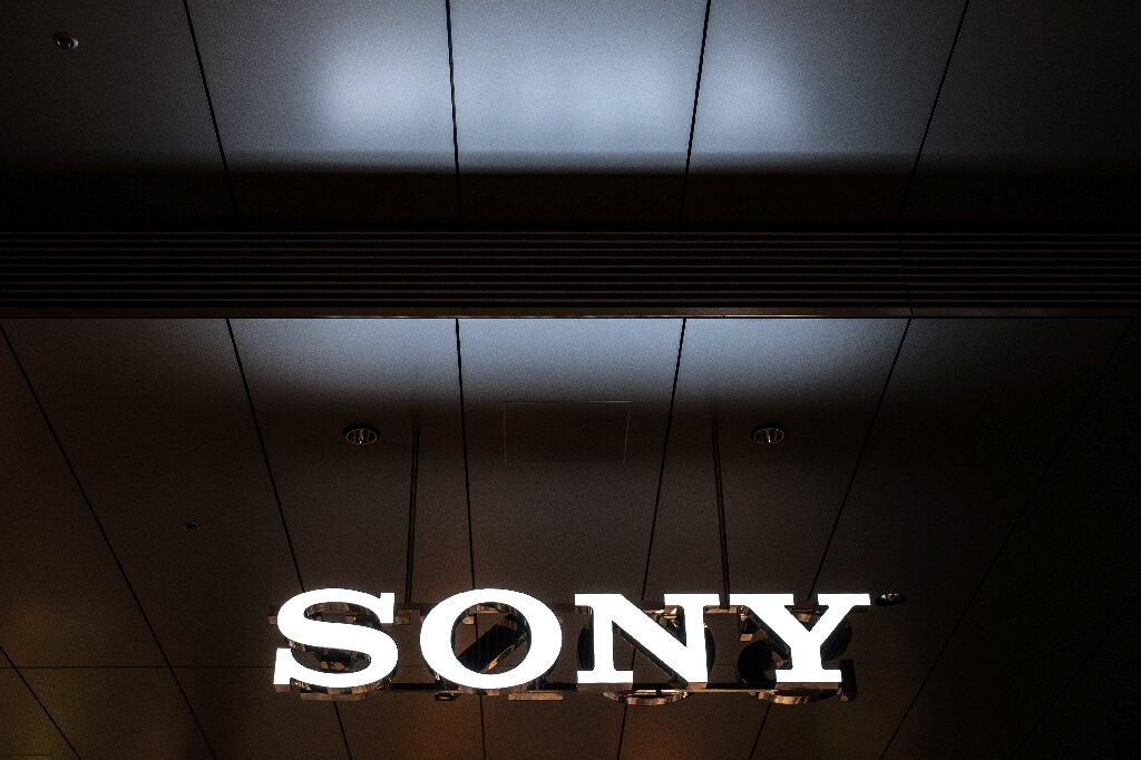 Sony logs record full-year sales but net profit dips