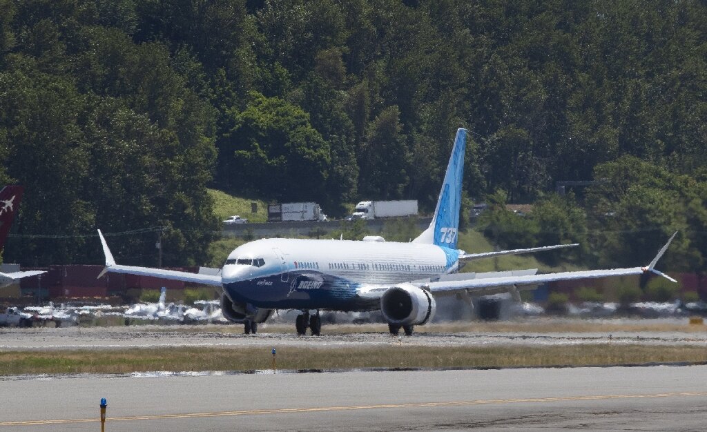 Boeing says risk 737 MAX 10 could be canceled