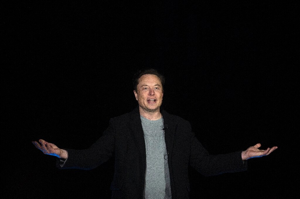 #Elon Musk probed in US over stock trades: report