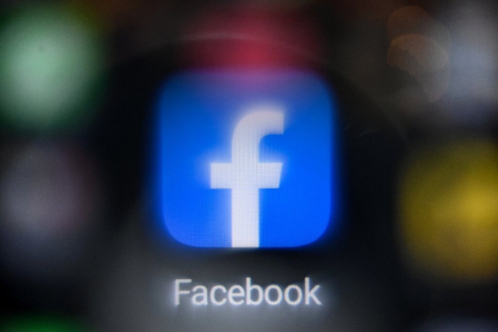 Facebook accused of blocking Australian health sites