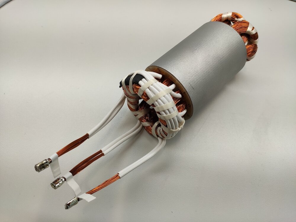 #First steps toward high-speed motors for fuel cell components