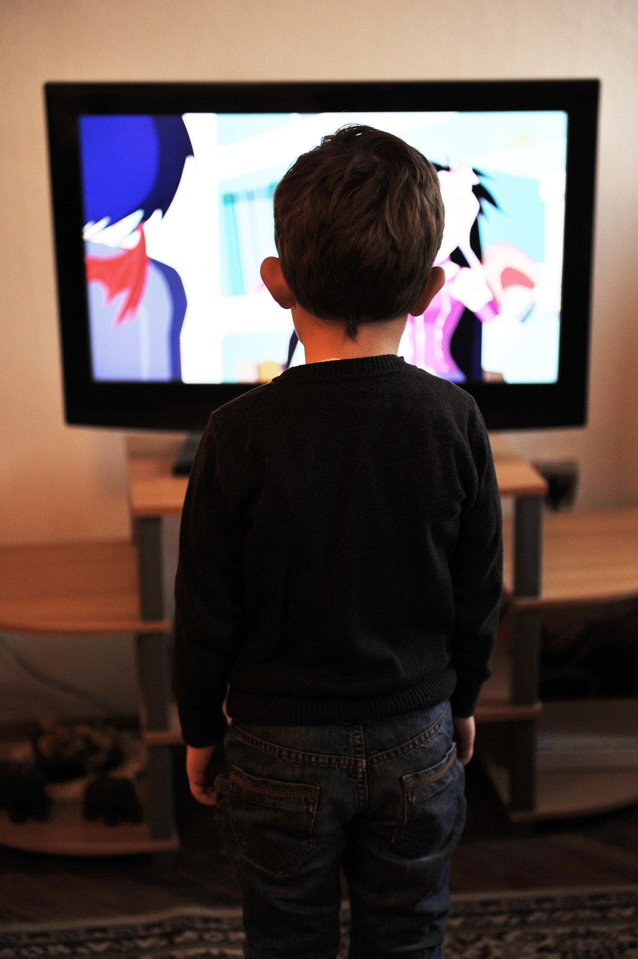 Excessive television viewing in childhood may be a risk factor for later smoking and gambling disorders