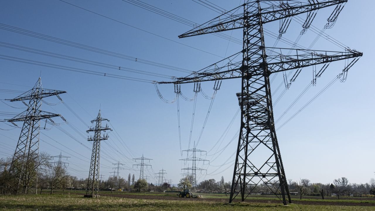 Power supply: Understanding unstable grids