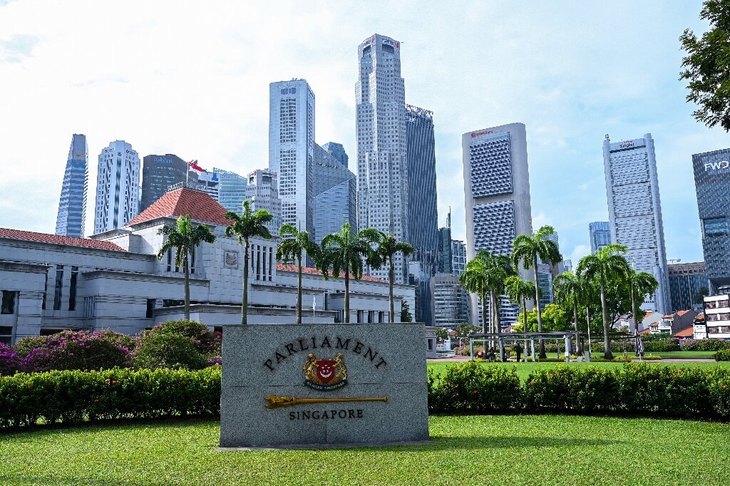 #Singapore proposes new law to tackle harmful online content