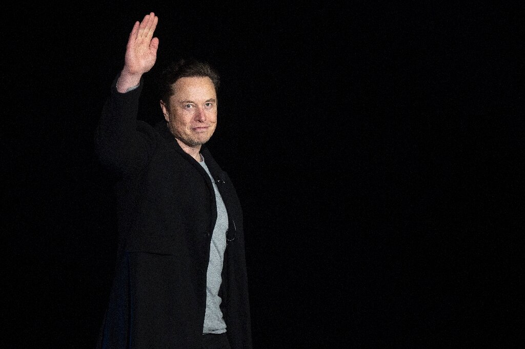 #Musk, Twitter get Oct. 17 trial in buyout fight