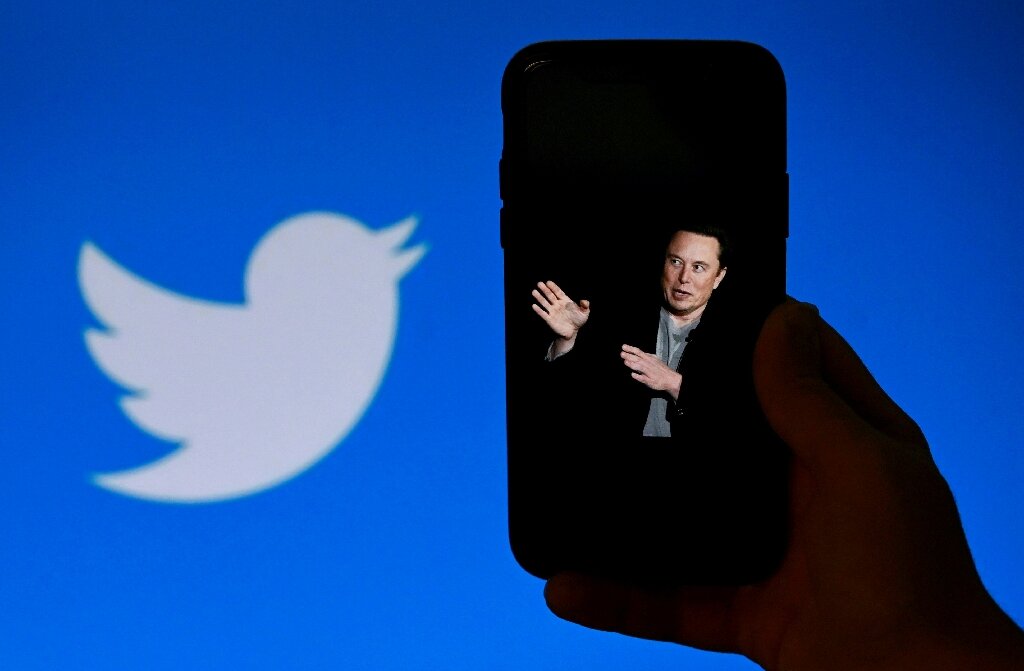 #Musk announces $8 monthly charge for verified Twitter accounts