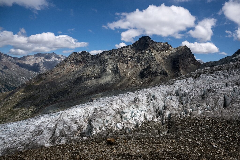 #Mountain melt shutters classic Alpine routes