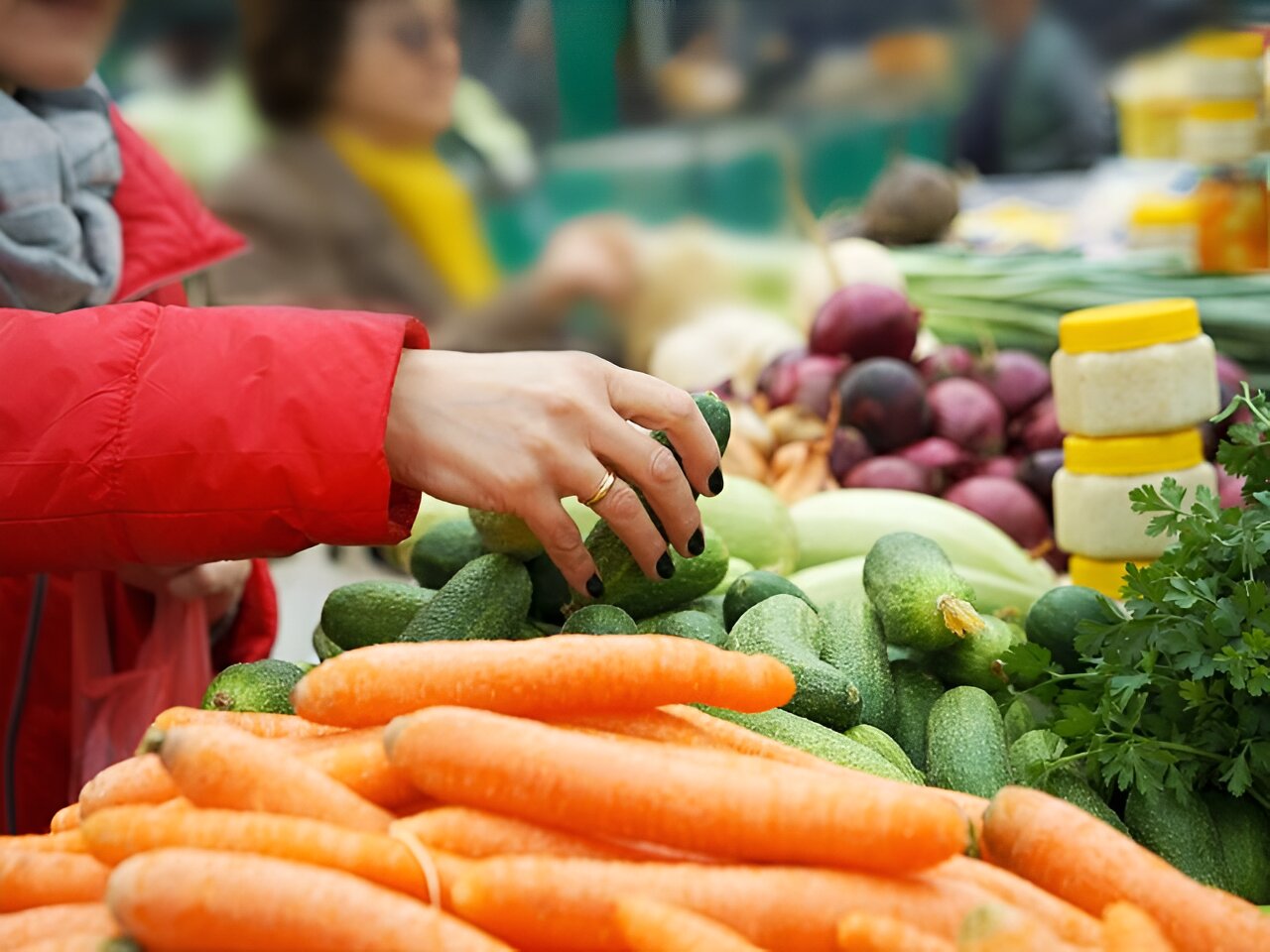 Healthy eating doesn’t have to be expensive: An expert offers tips
