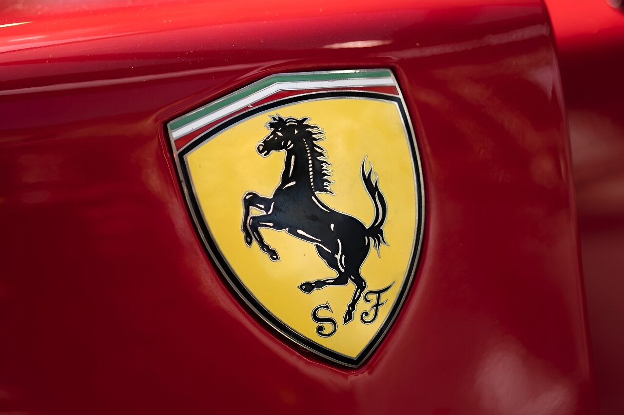 Ferrari shifts up targets after 'record quarter'