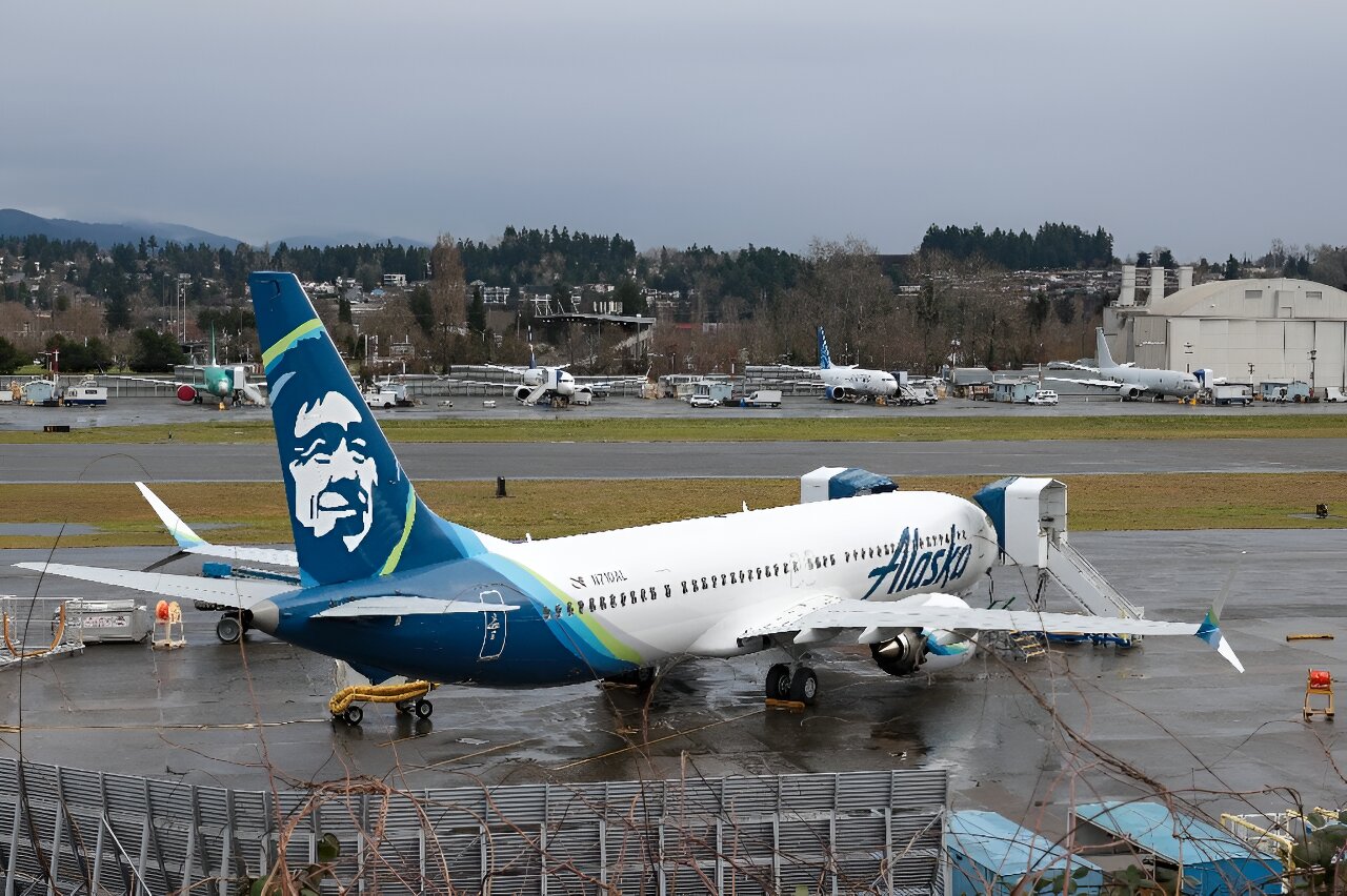 #Boeing exec apologizes over MAX 9 problem, promises fixes