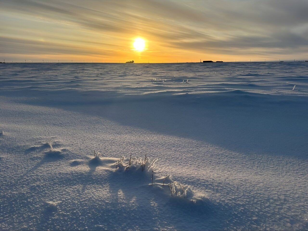Chasing the light: Study finds new clues about warming in the Arctic