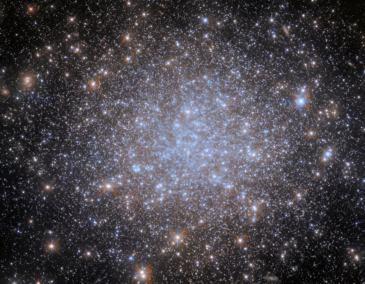 Hubble captures dense globular cluster NGC 1841