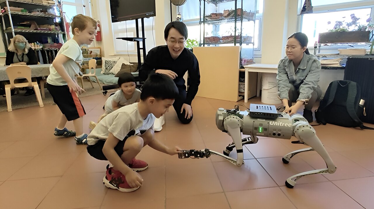 Manipulation technology makes home-helper robot possible