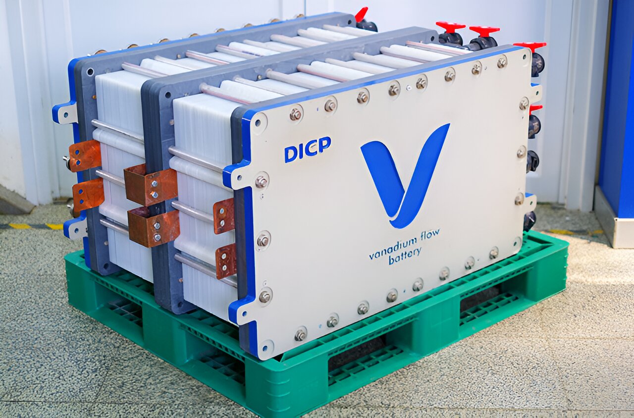 #Researchers develop 70kW-level high power density vanadium flow battery stack