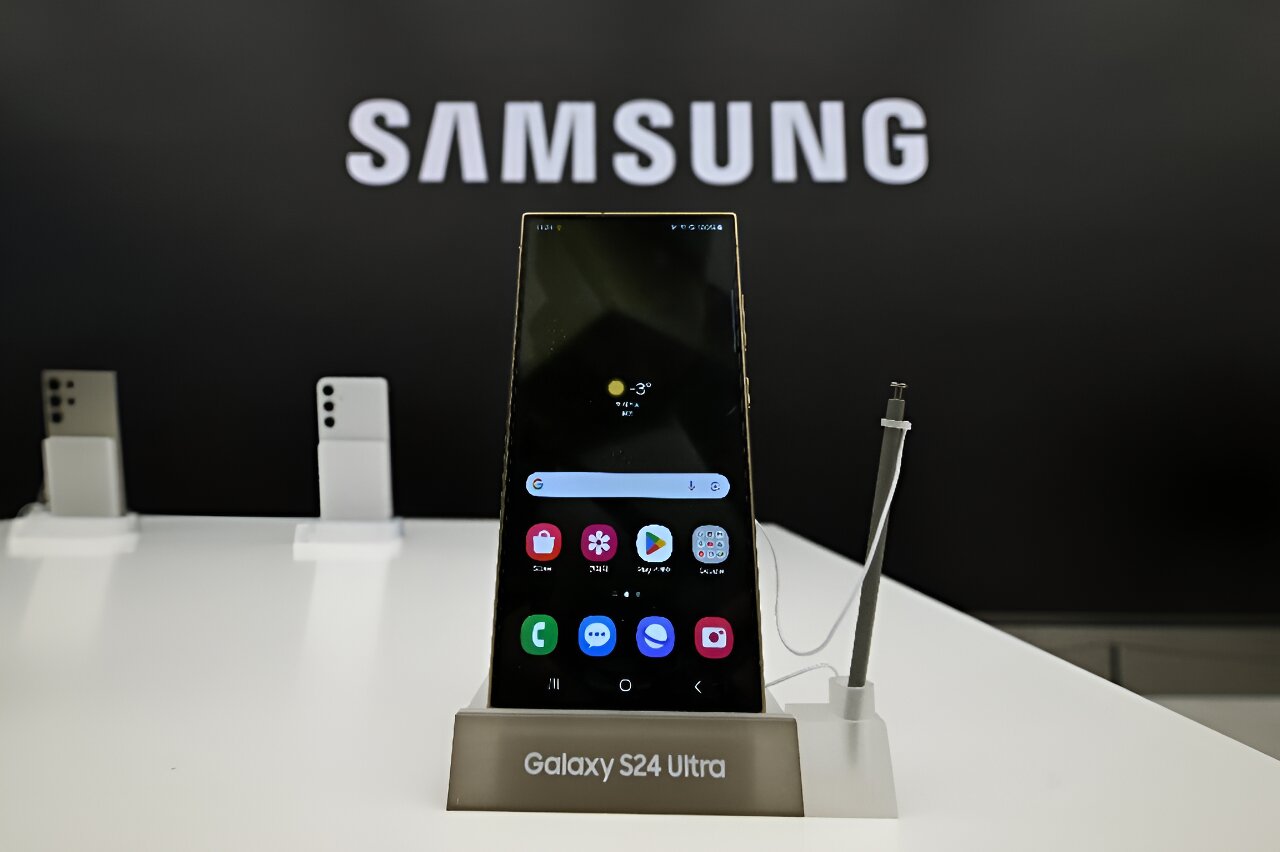 Samsung returns to top of the smartphone market: Industry tracker