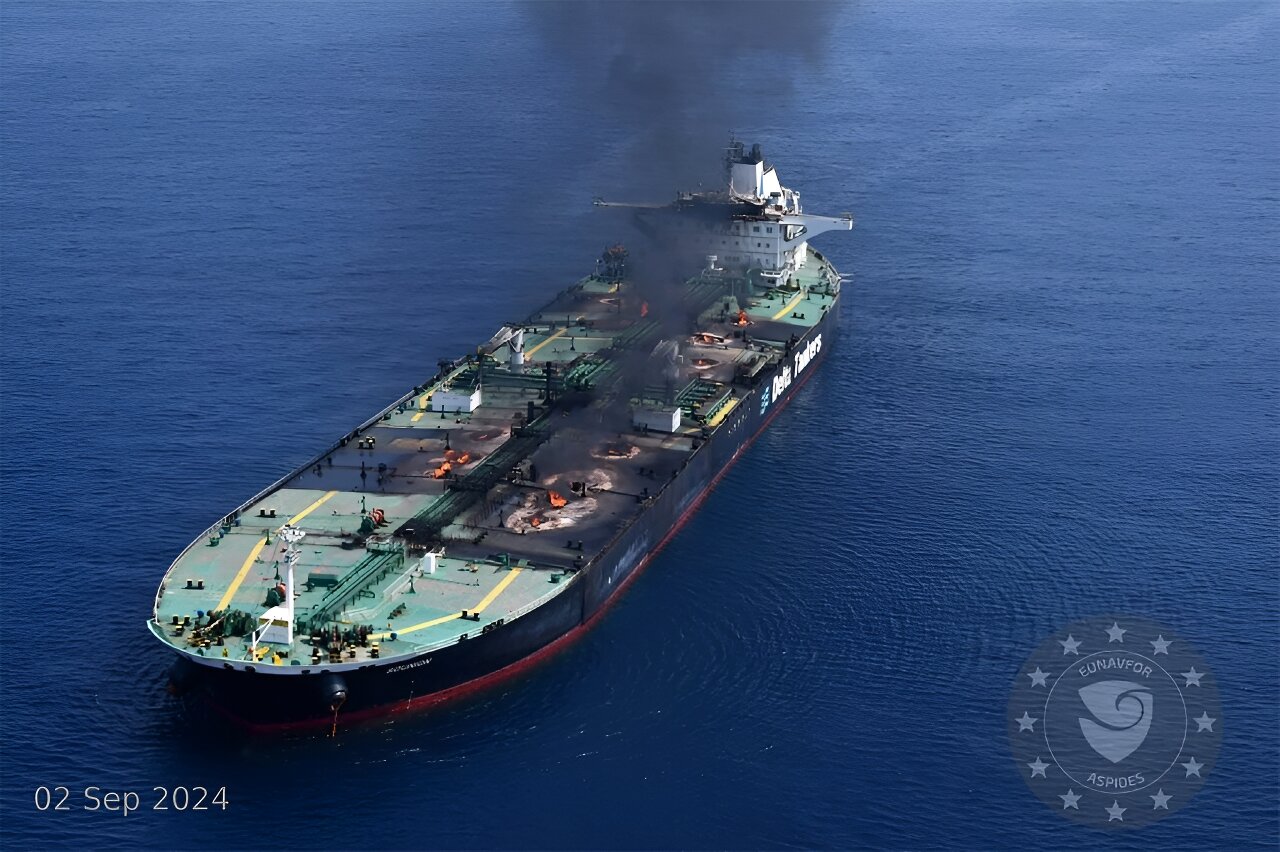 Oil tanker ablaze off Yemen threatens environmental disaster