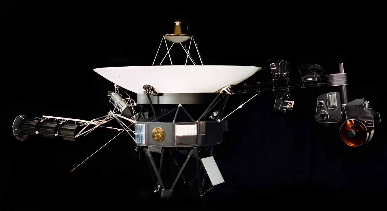 Voyager 1 team accomplishes tricky thruster swap