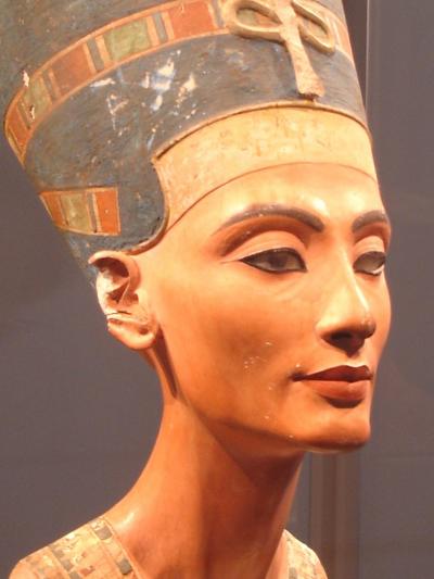 Ancient Egyptian makeup may have medicine for eye disease