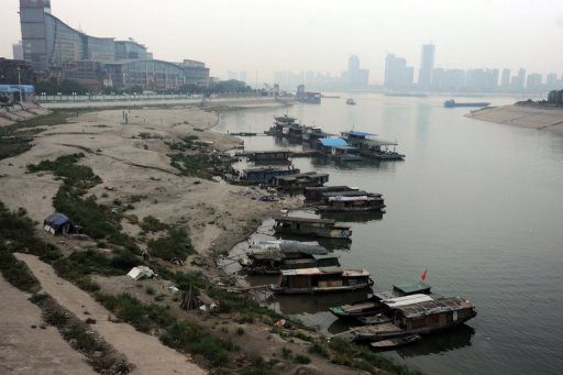 caballo de Troya Residuos buque de vapor Nike, Adidas suppliers 'polluting China rivers'
