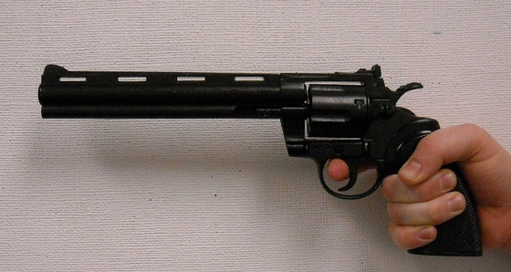 Featured image of post Hand Holding Revolver Reference Blocking the hammer on a classic revolver