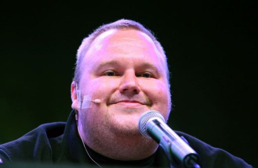 Dotcom says US stalling over 'weak' online piracy case