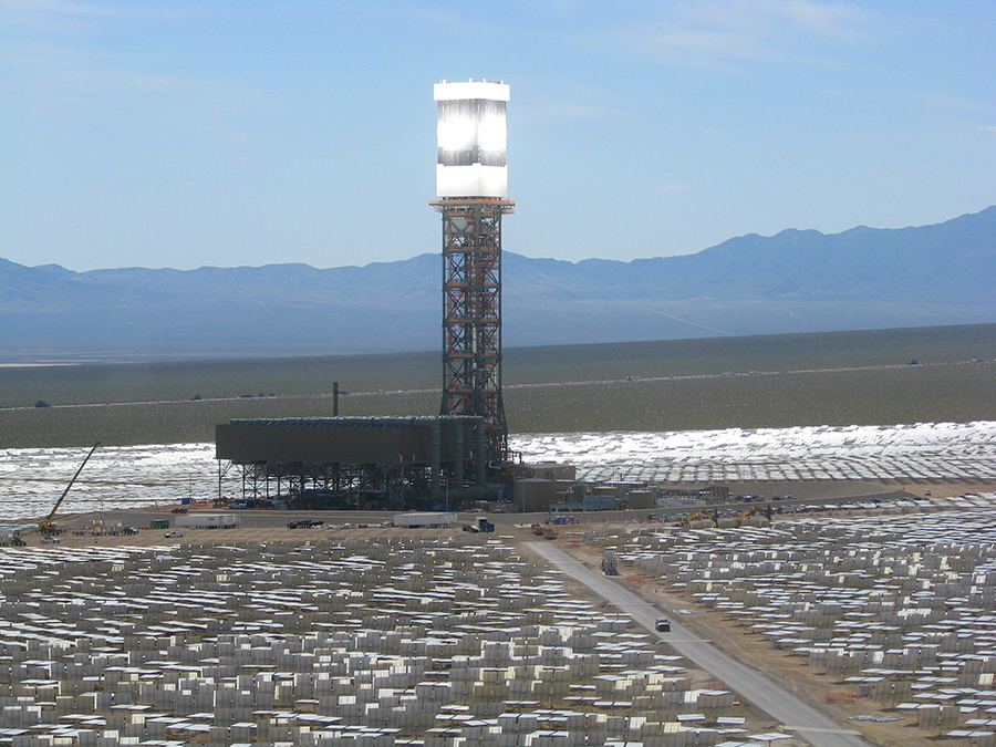 Ivanpah solar plant in starts to