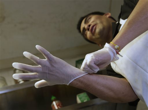 In California Chefs Fight For Bare Hand Contact
