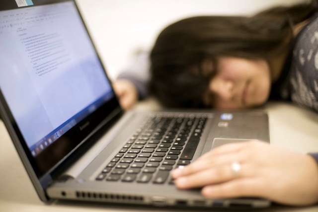 Researchers Say Feeling Sleepy At Work Or Even When Applying For A