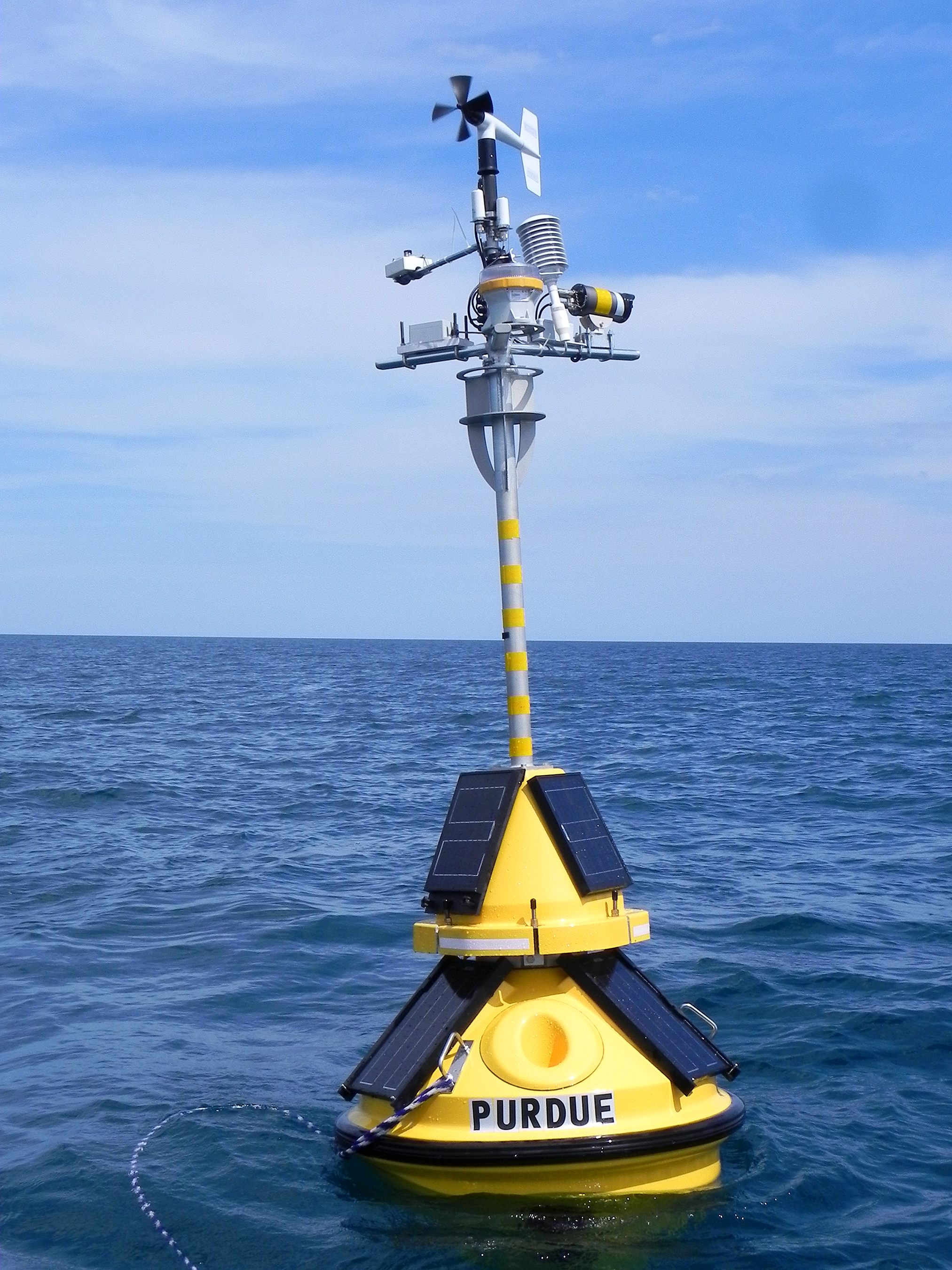 New buoy to give more real-time info on nearshore Lake Michigan conditions