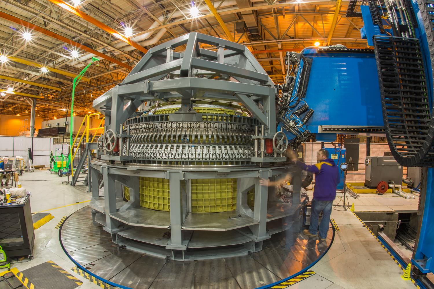 Engineers Mark Completion Of Orion S Pressure Vessel
