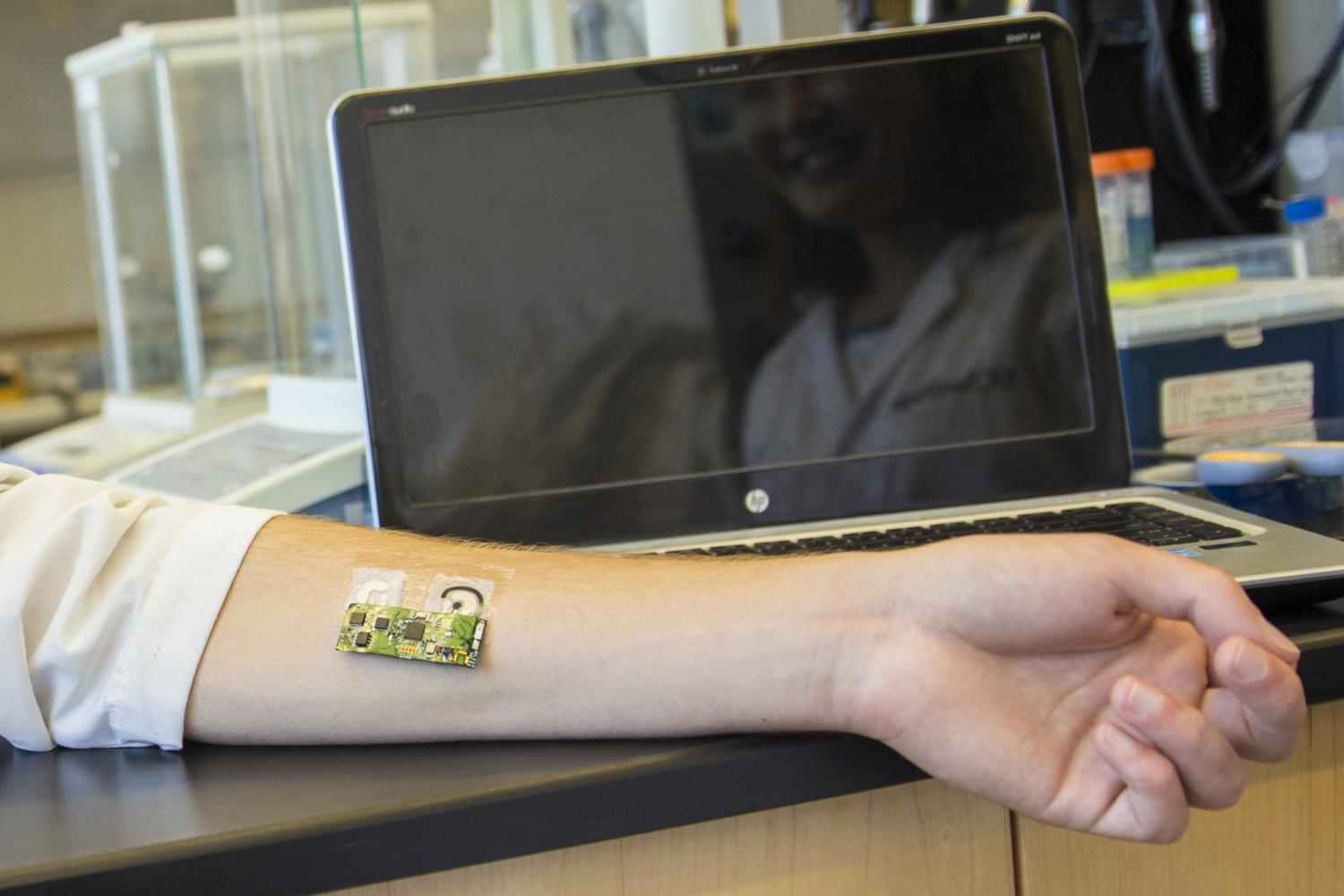 Do tattoos affect the sensor use? : r/AppleWatch