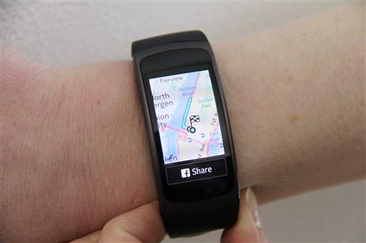 Samsung challenges Fitbit fitness tracker with GPS